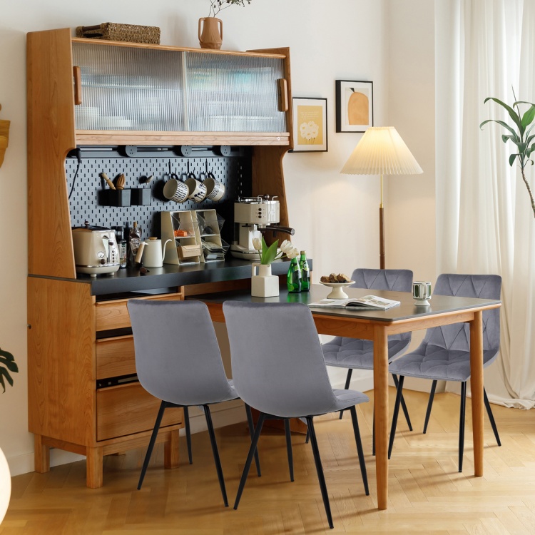 Eetkamerstoel met grijze ruitpatroonrug