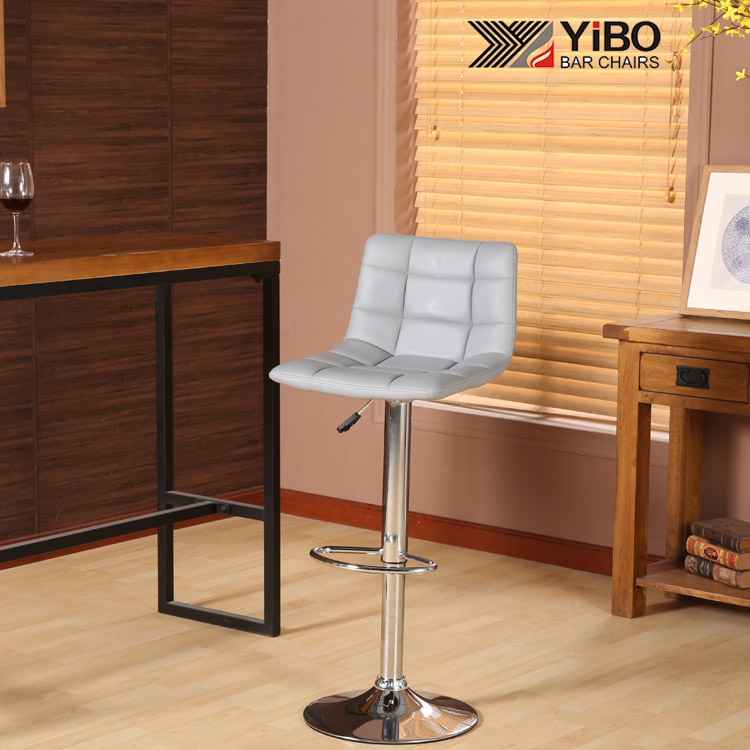 Kursi bar vintage dengan sandaran hitam yang dapat disesuaikan