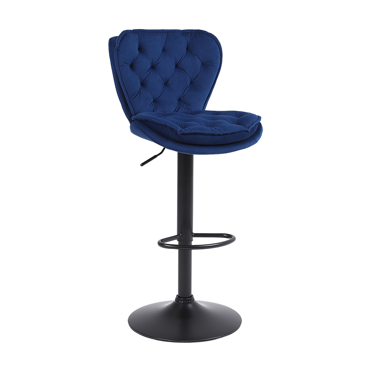 bangku bar beludru hitam