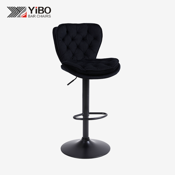 kursi bar beludru hitam